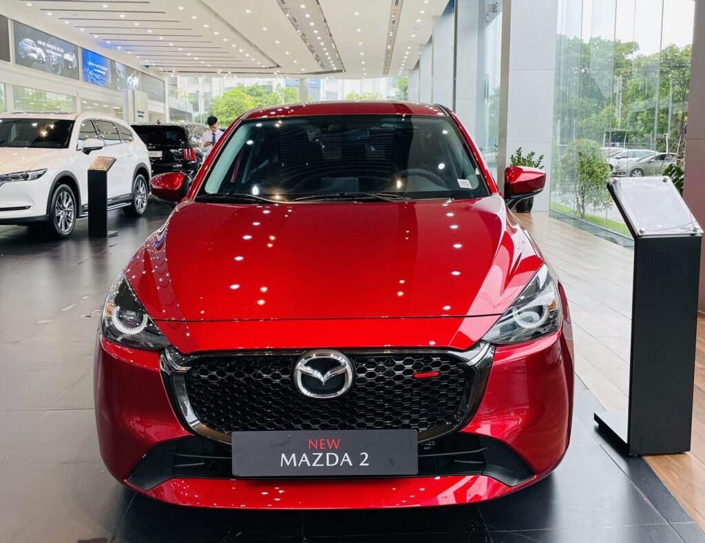 Giá lăn bánh xe Mazda Thanh Xuân - Hà Nội : So sánh và lời khuyên mua ...